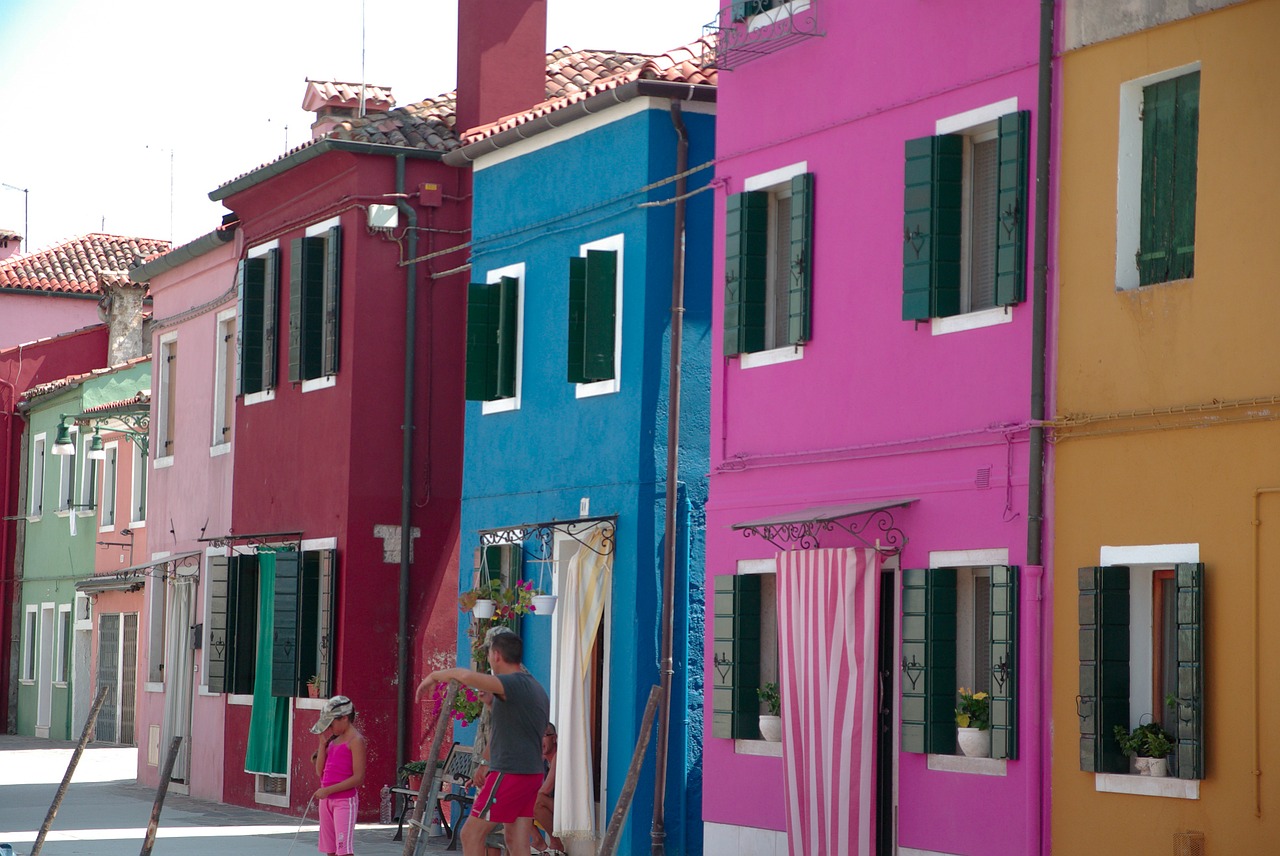 italy burano island colorful houses free photo