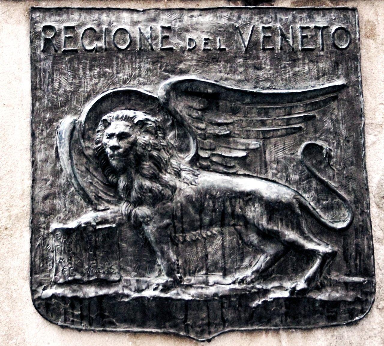 italy venice coat of arms free photo