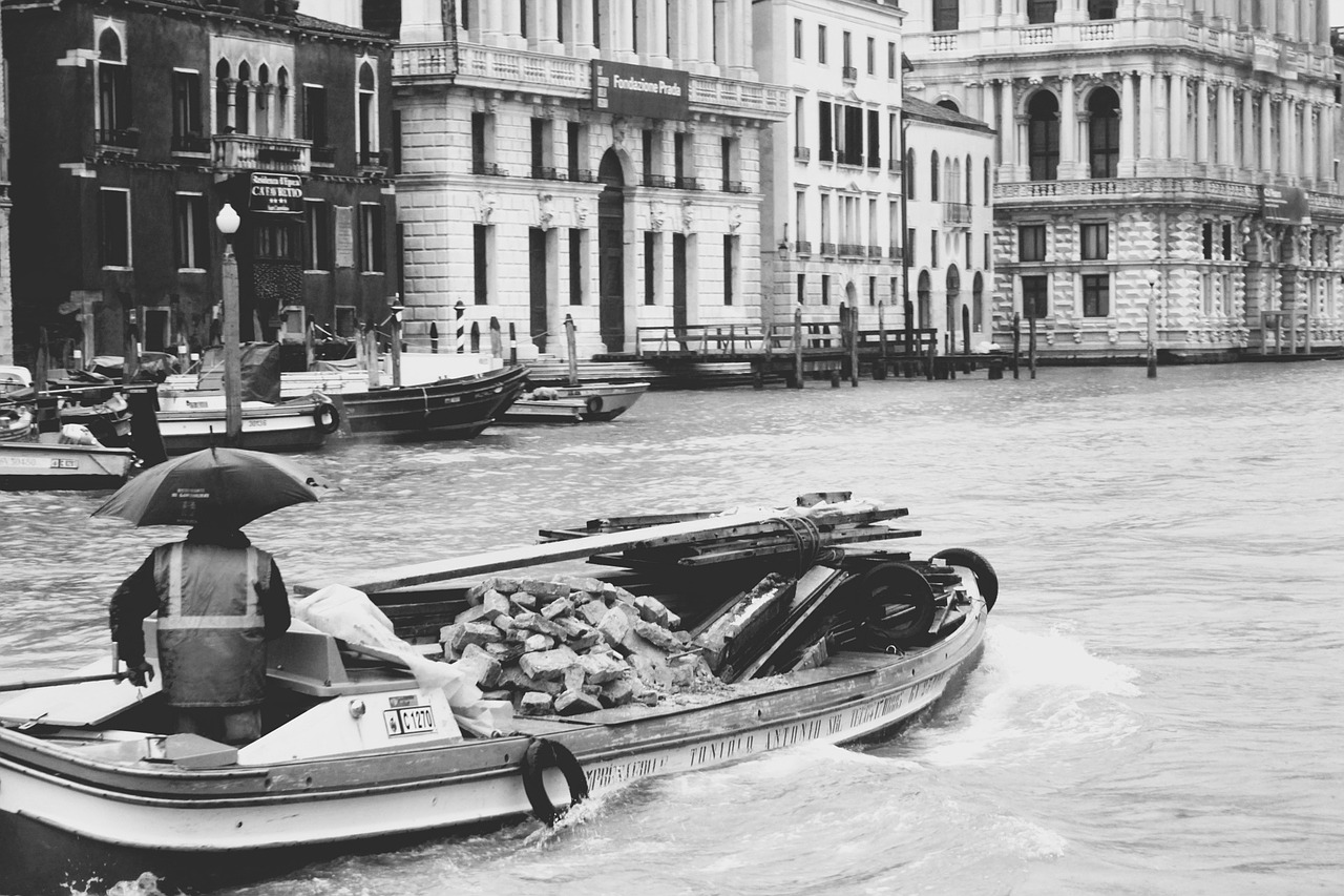 italy venice rain free photo