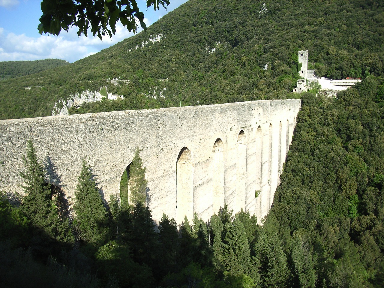 italy aqueduct historic free photo