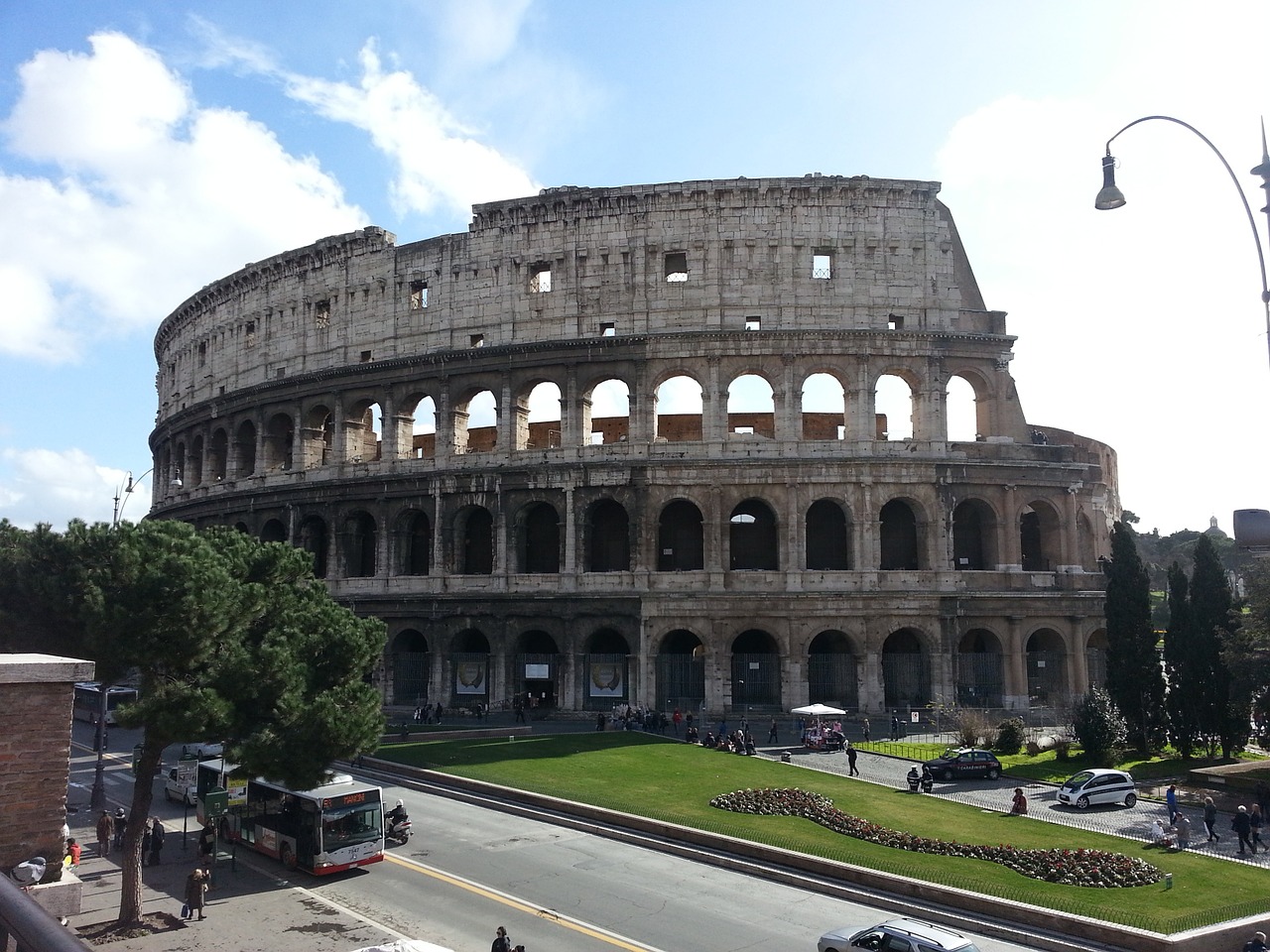 italy roman amphitheater free photo
