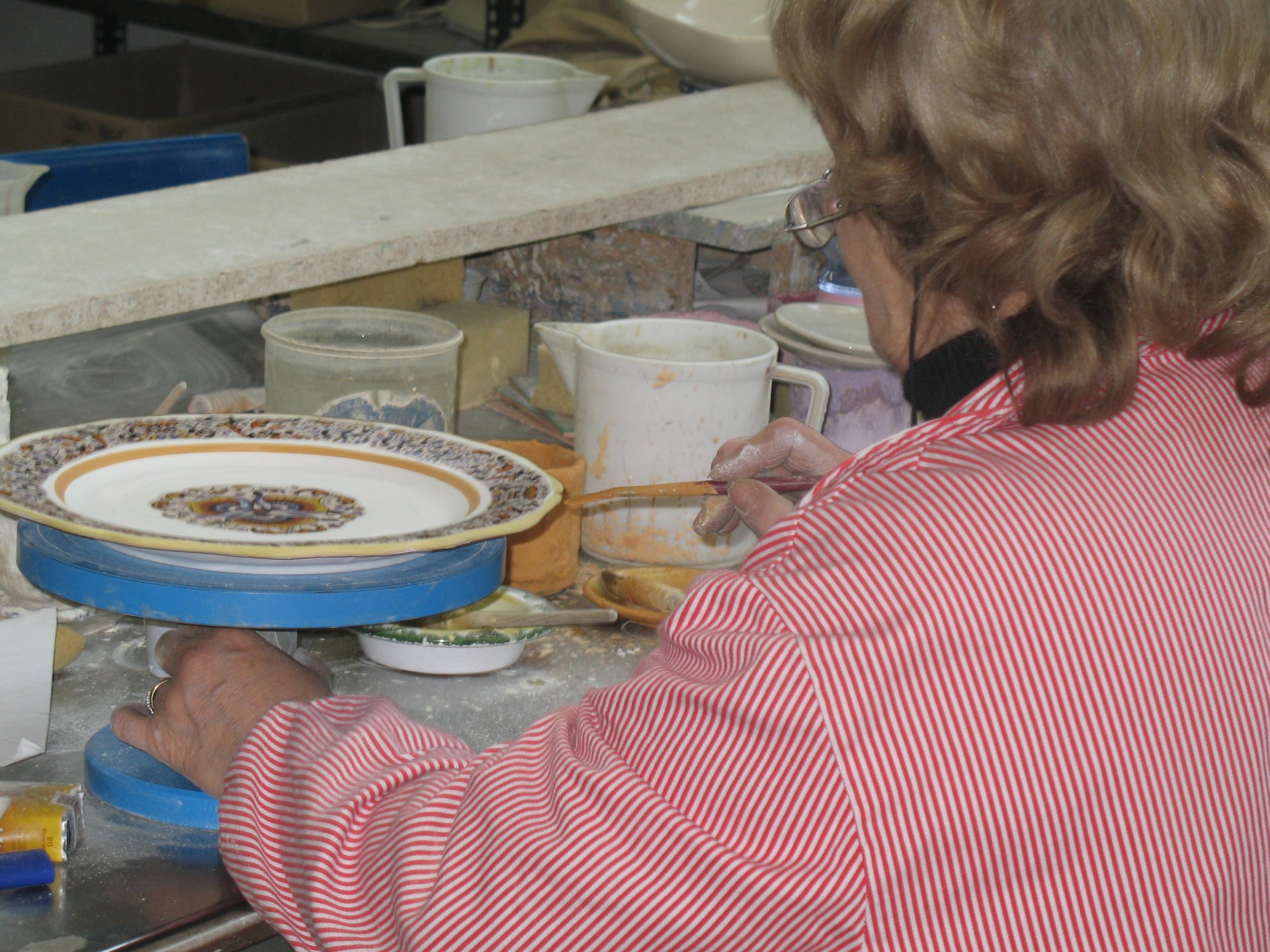 italy pottery making free photo