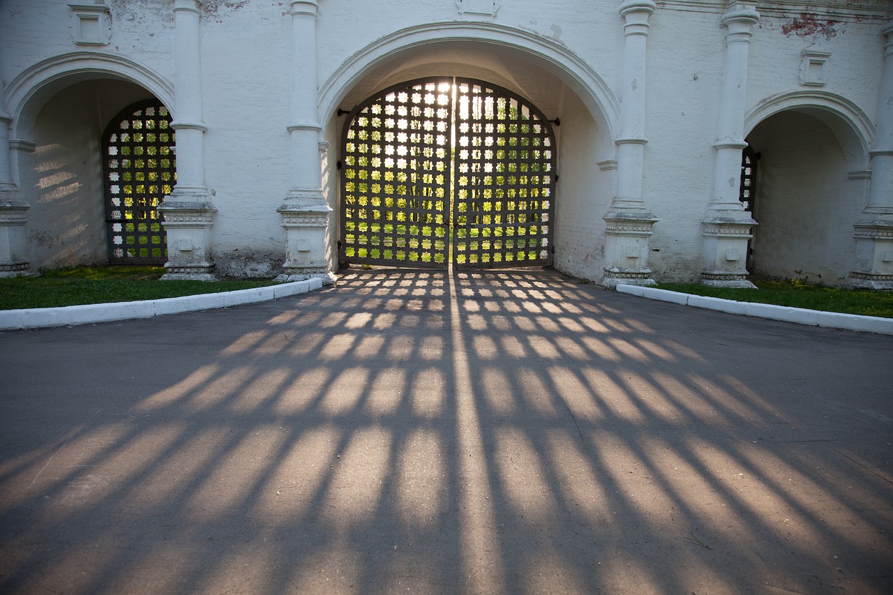 izmailovo  gate  homestead free photo