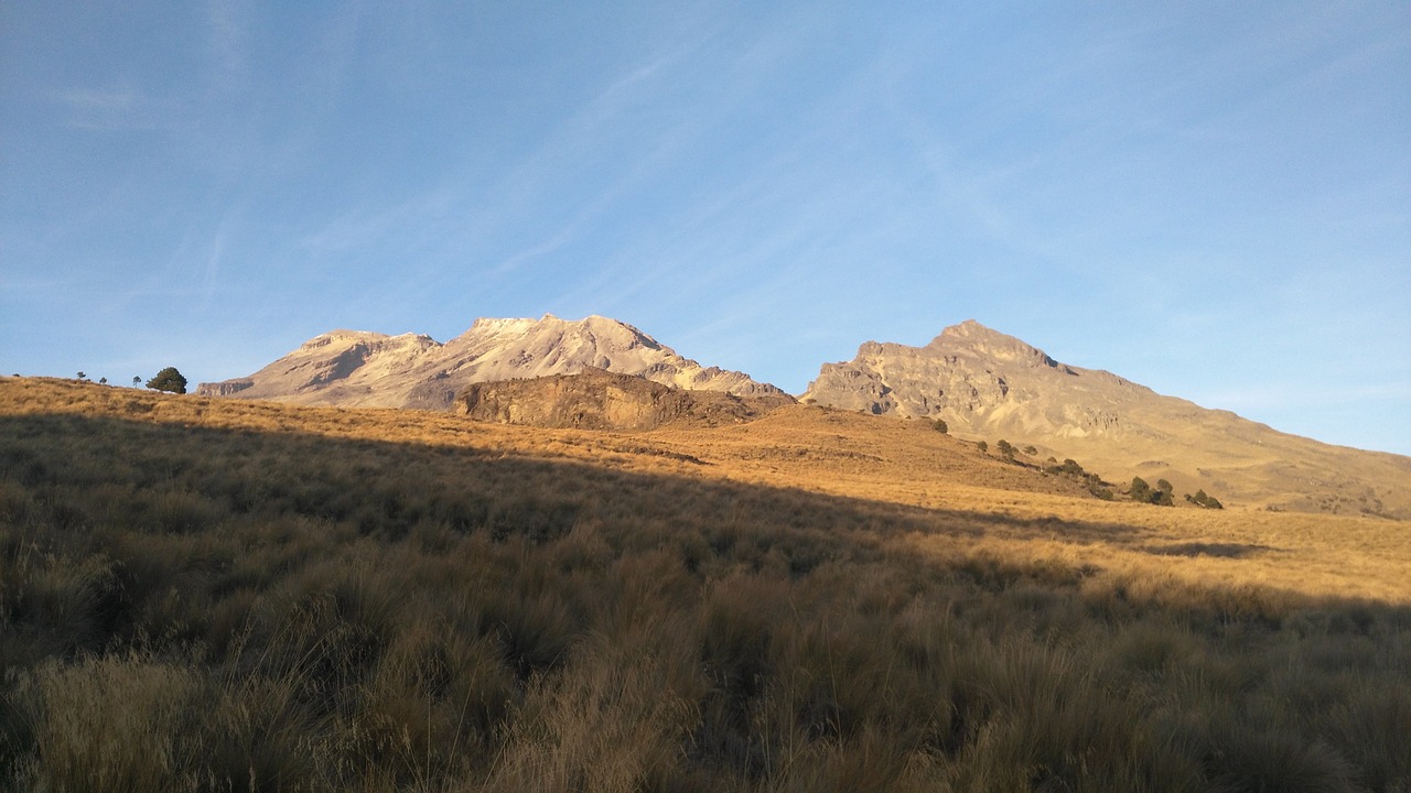 iztaccíhuatl  landscape  volcano free photo