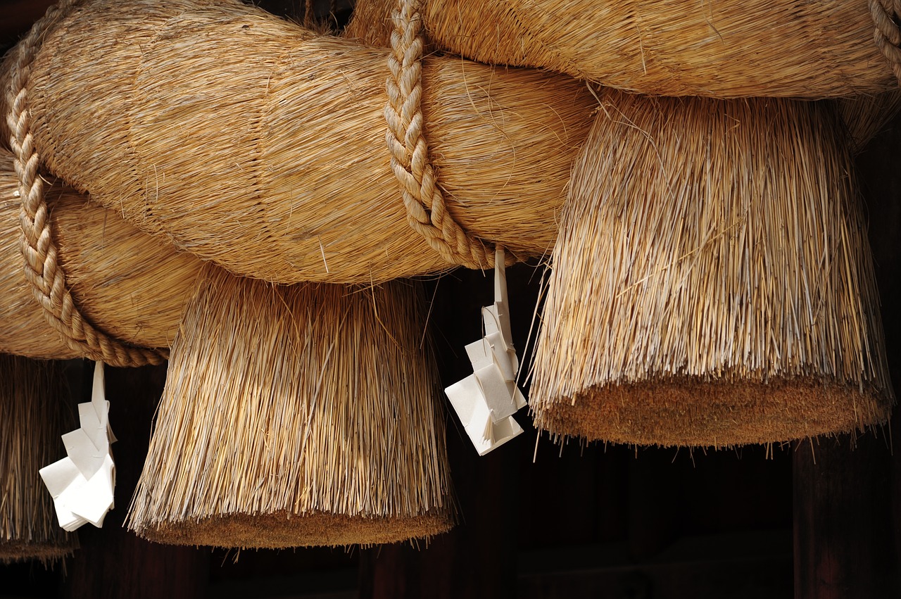 izumo taisha shimenawa ritual free photo