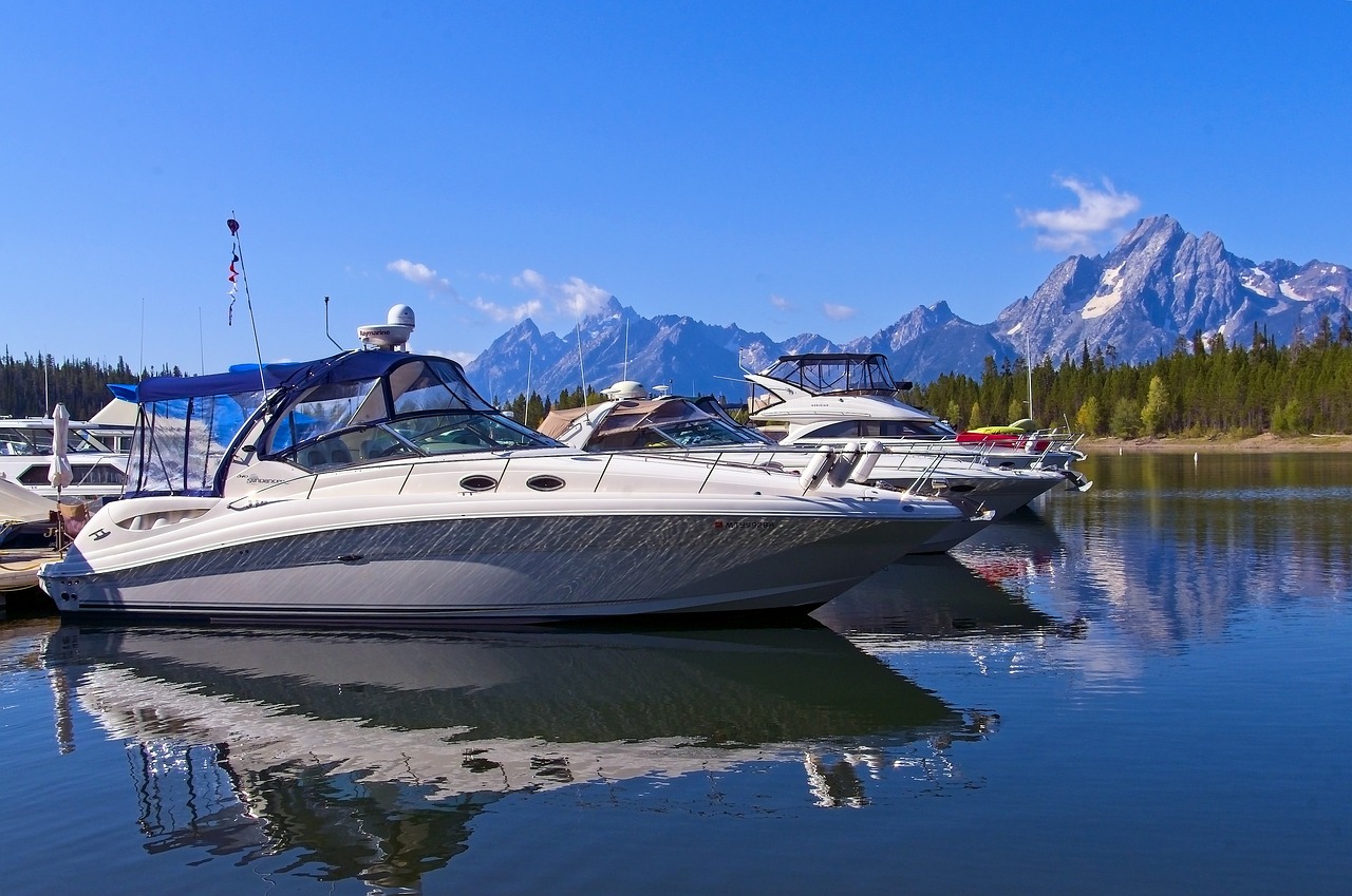 Jackson Lake Marina, Lake, Mountains, Grand Teton National Park 