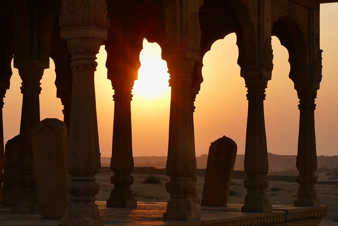 jaisalmer sunset point  india  sunset free photo