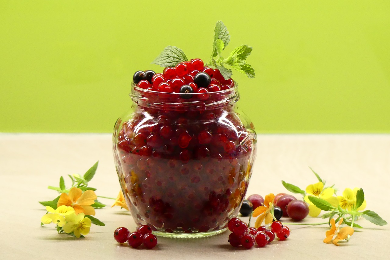 jam  berries  currants free photo