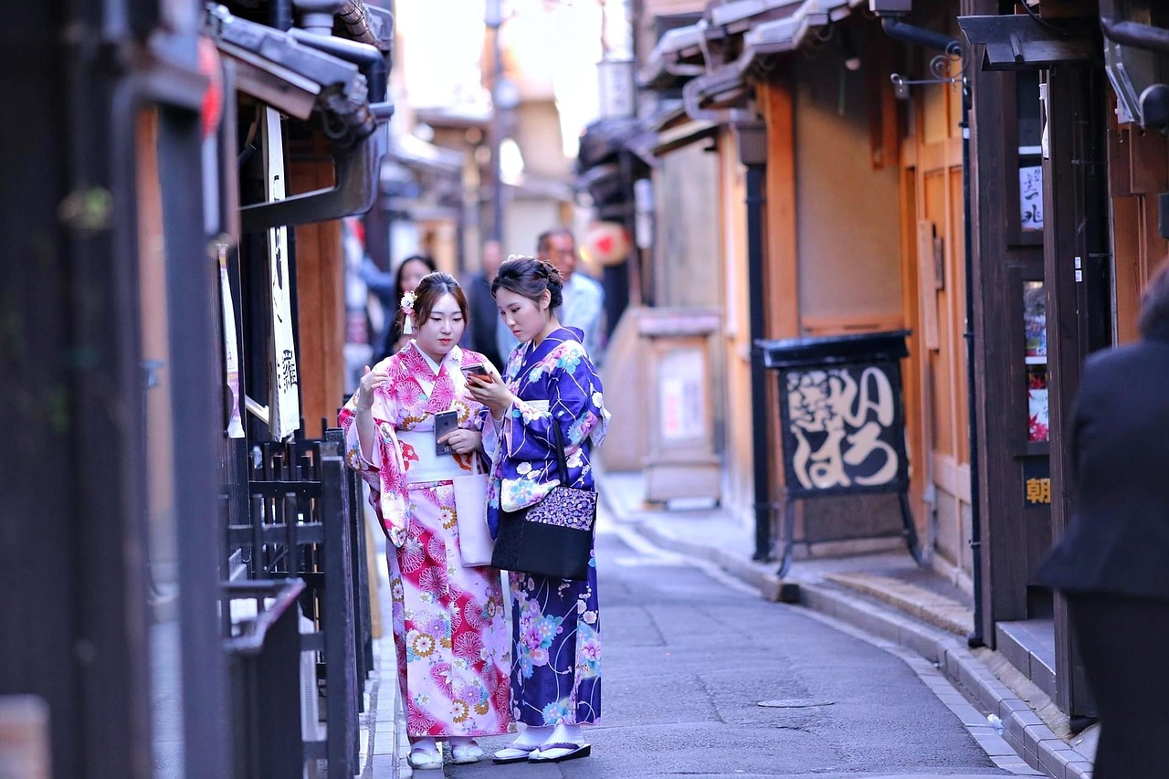 japan kimono kyoto free photo