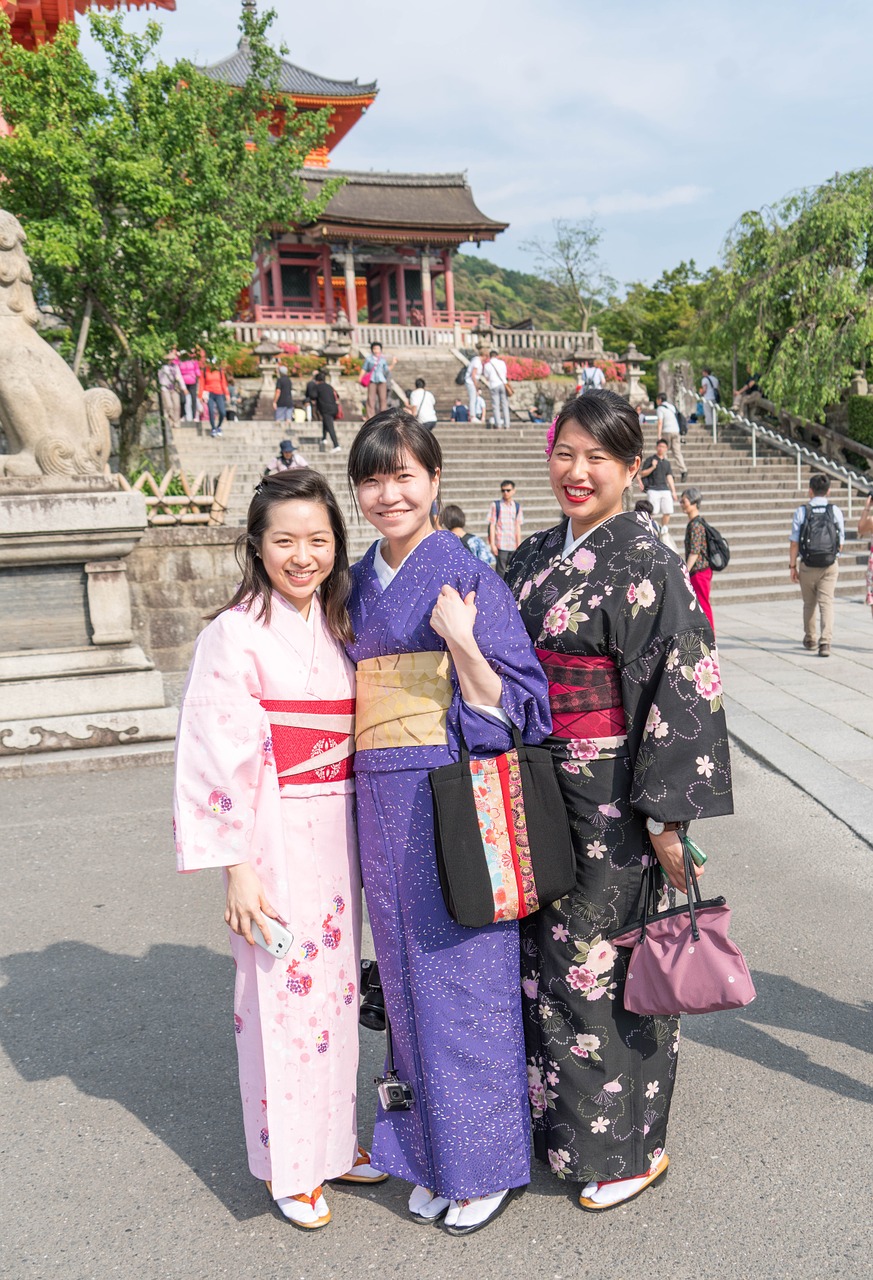 japan kimonos girls free photo