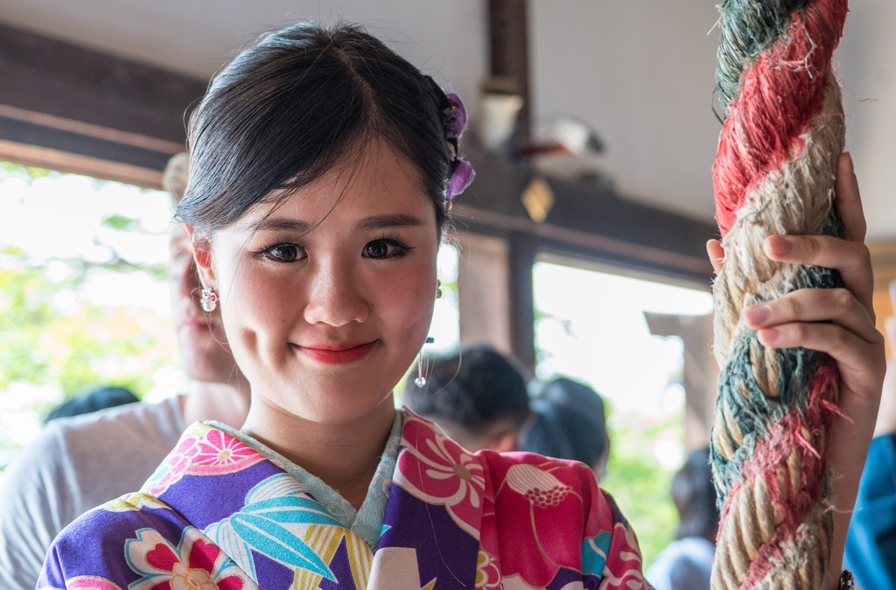 japan woman kimono free photo