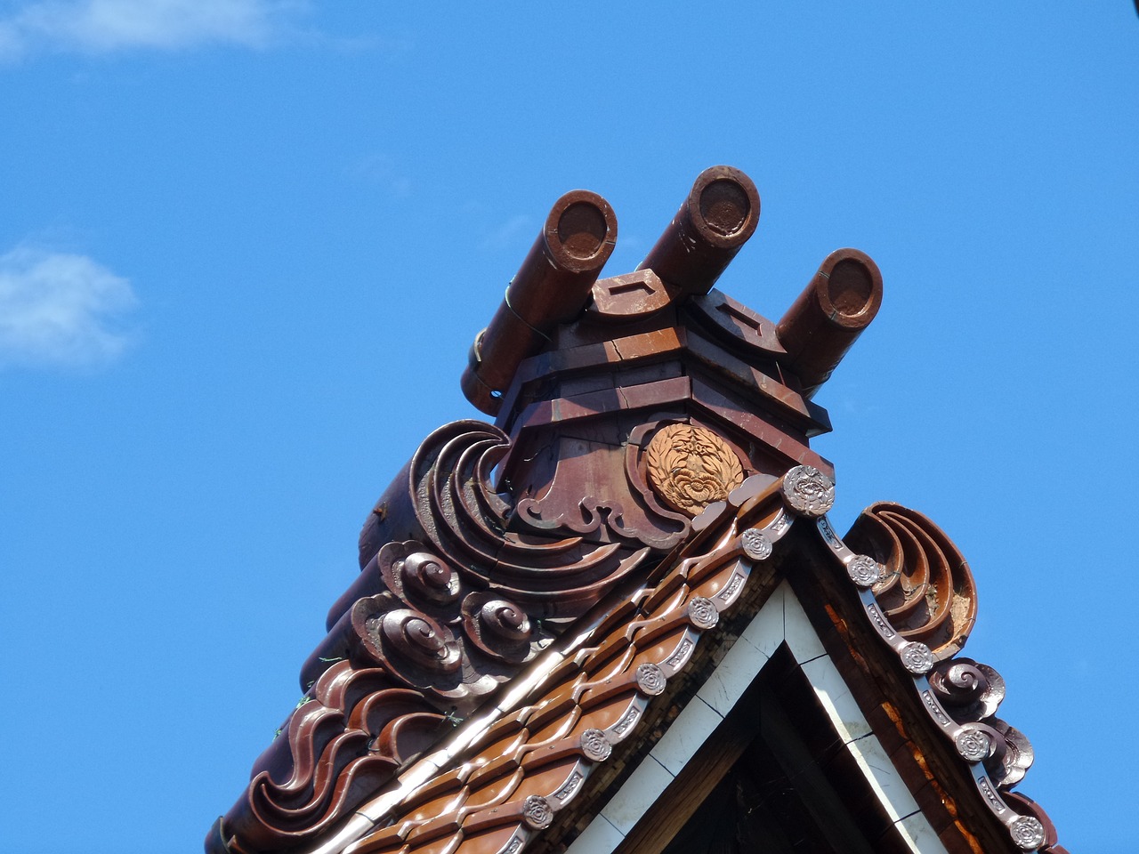 japan temple roof free photo