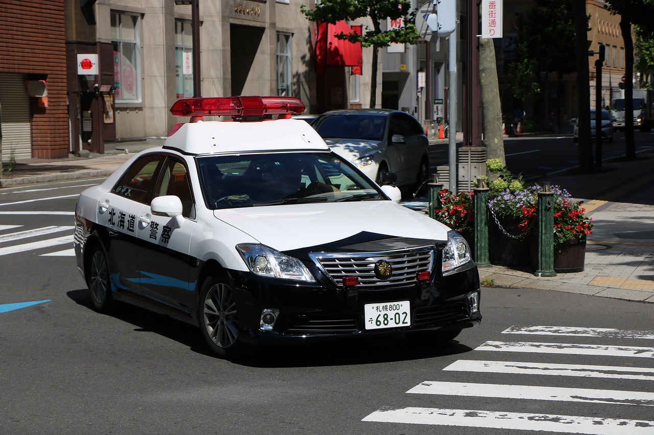 japan police road free photo