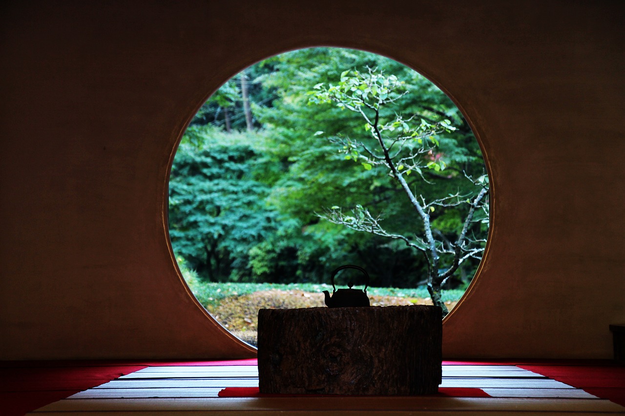 japan moon court kamakura free photo