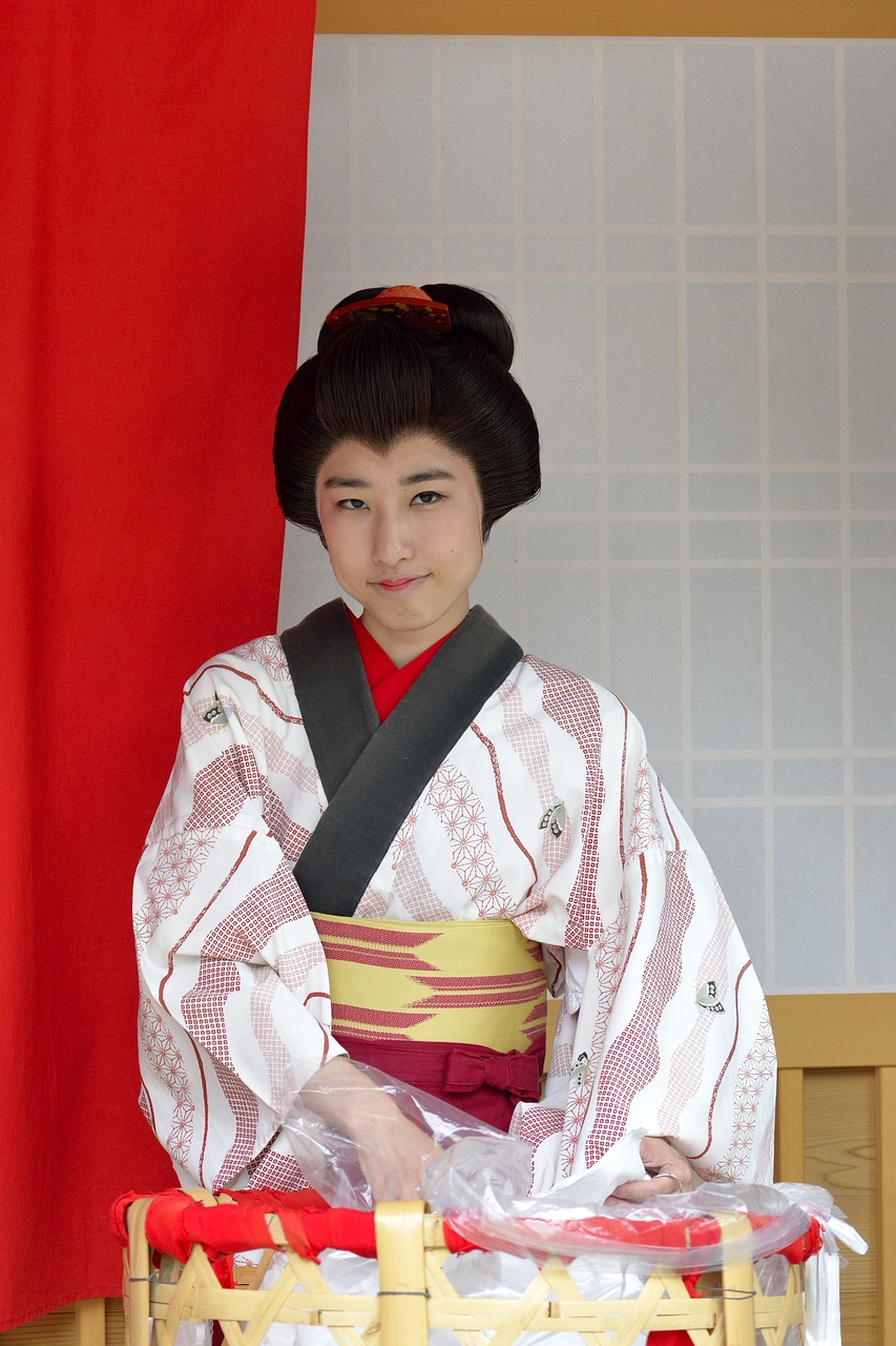 japan geisha culture free photo
