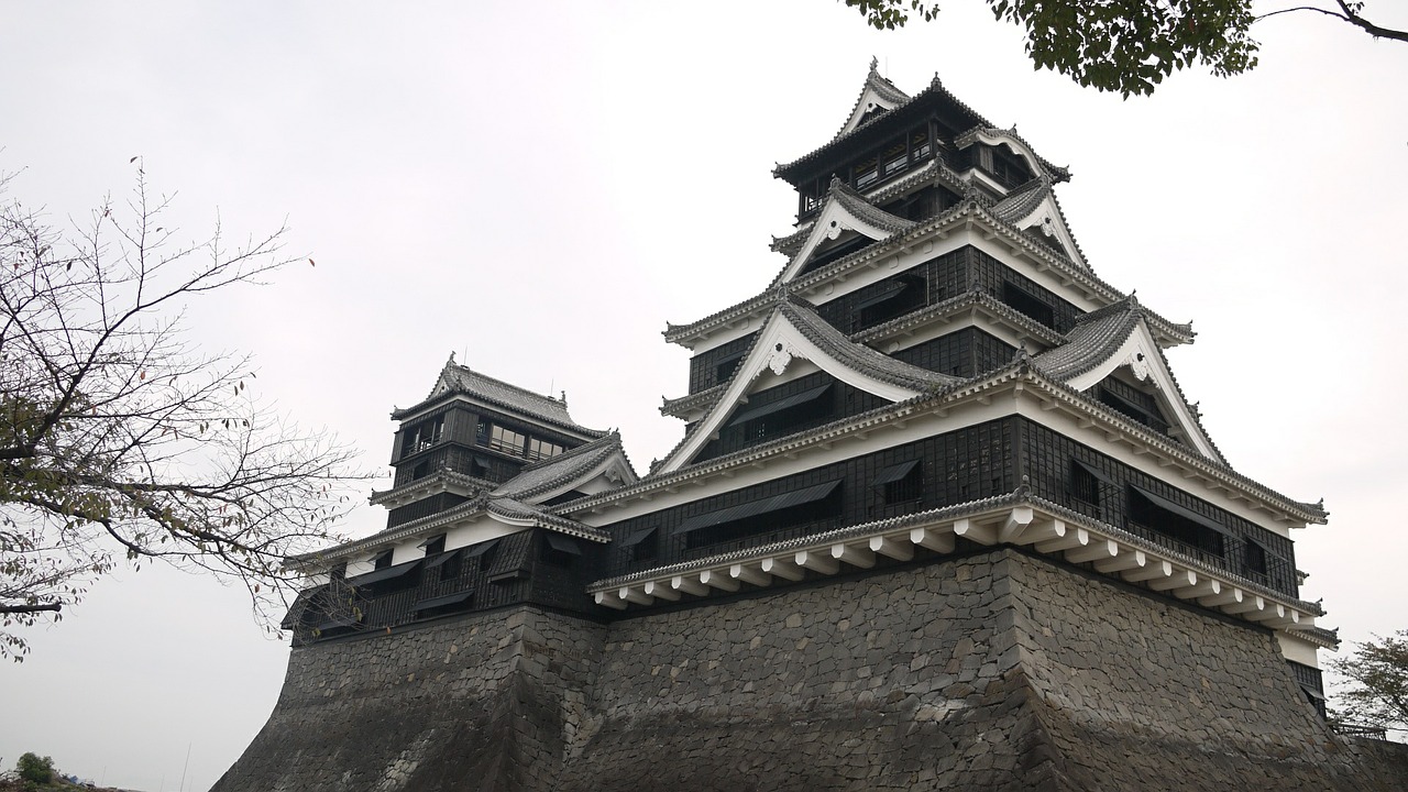 japan kumamoto castle 陰 free photo