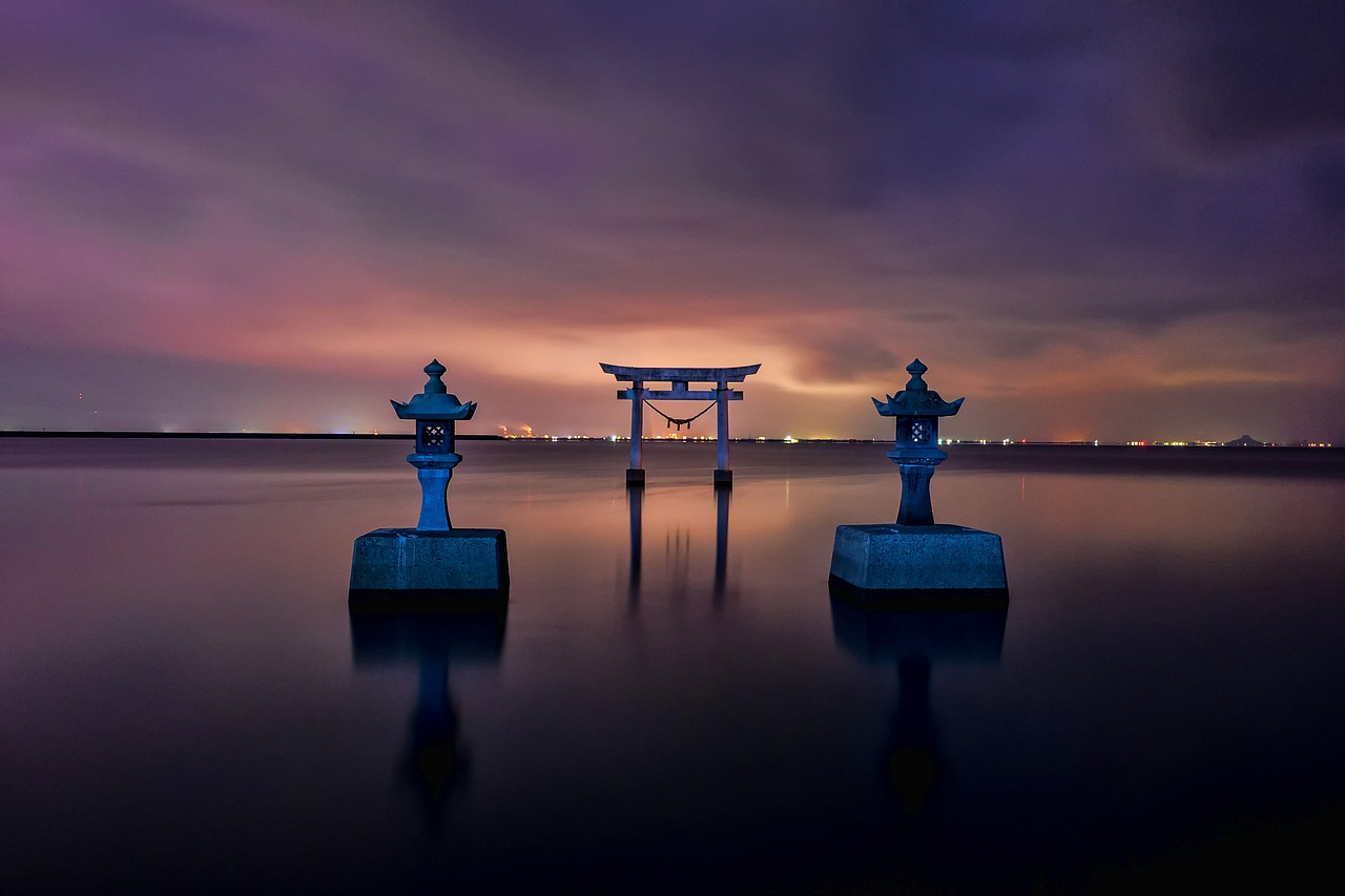 japan shrine torii free photo