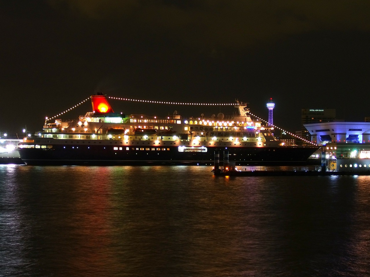 japan cruise liner free photo