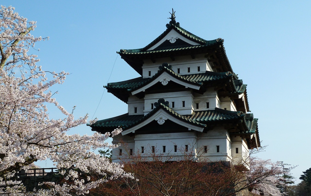 japan castle buildings free photo