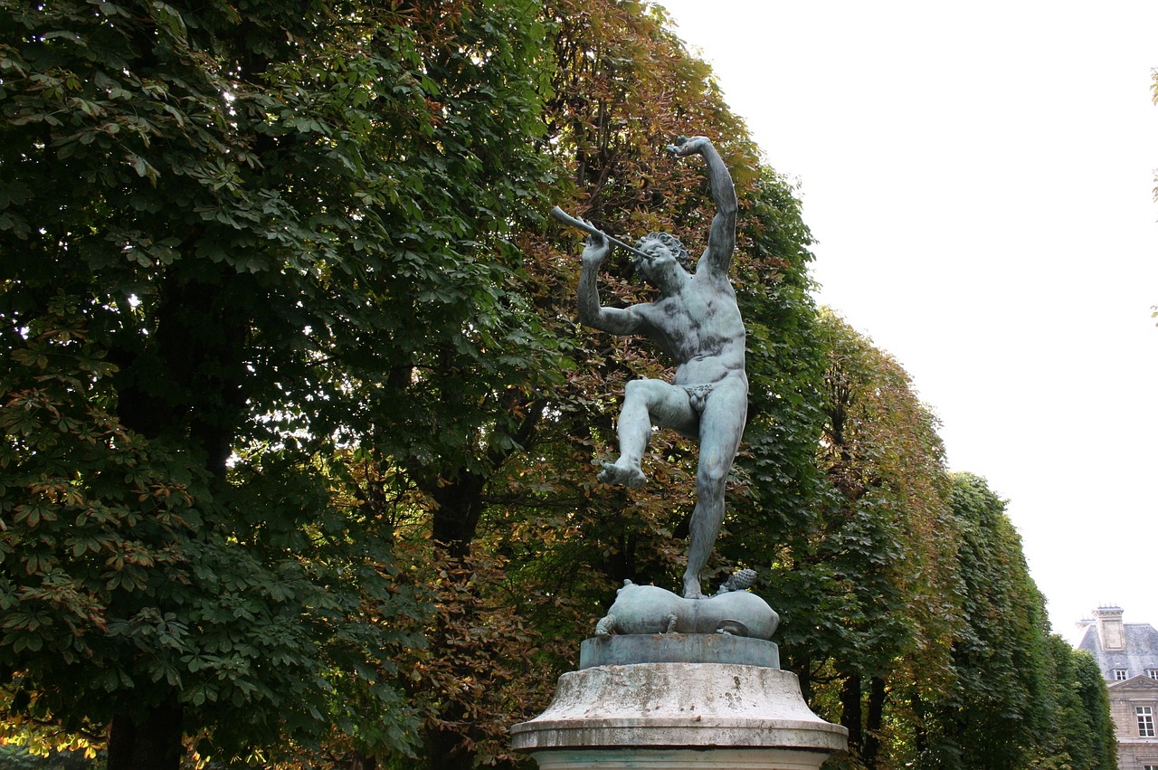 jardin du luxembourg luxembourg sculpture free photo