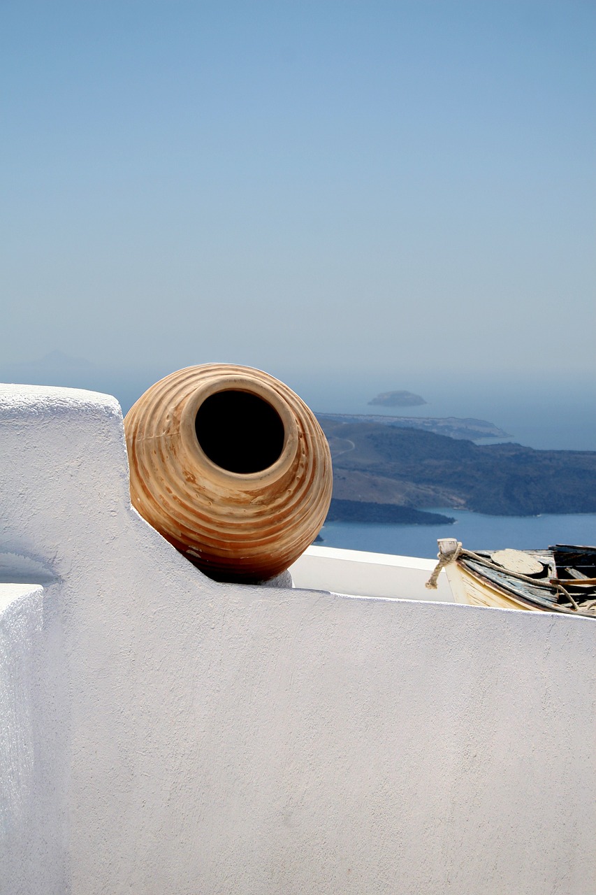 jarre vase island of crete free photo