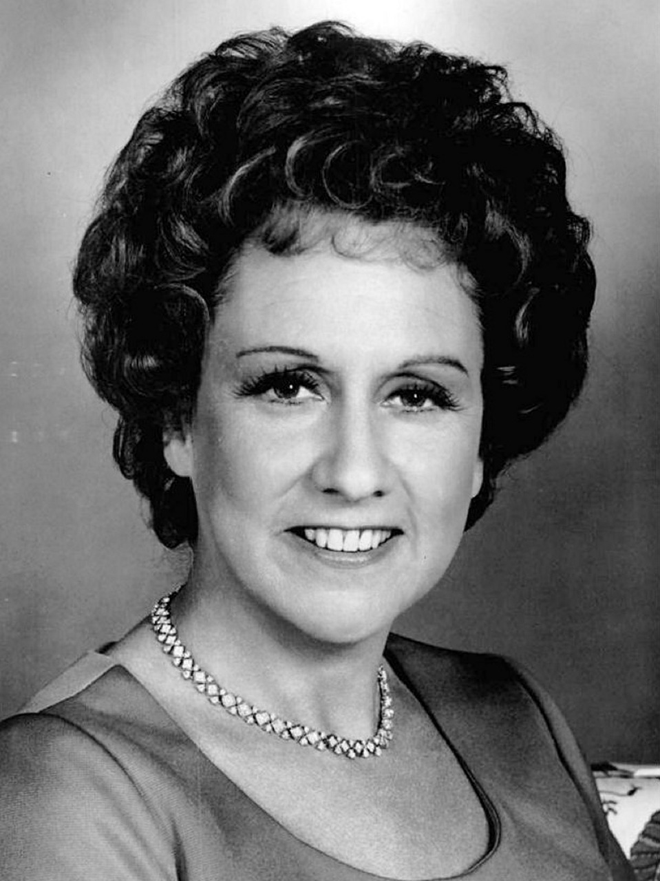 jean stapleton actress television free photo