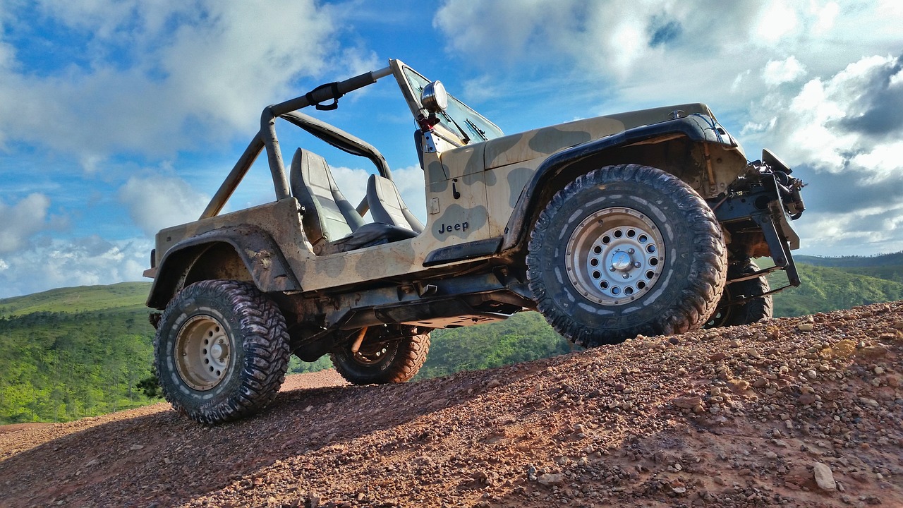 jeep wrangler mountain free photo