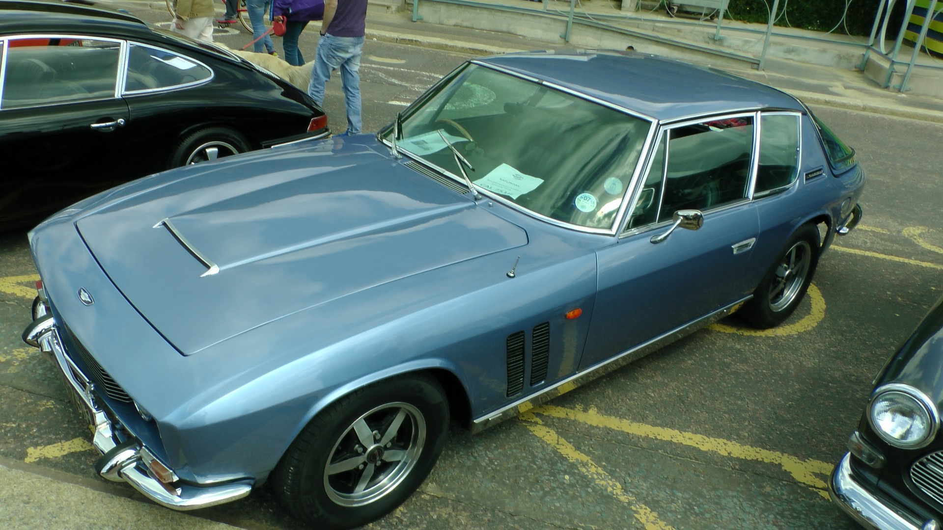 cars jensen car badge jensen interceptor free photo