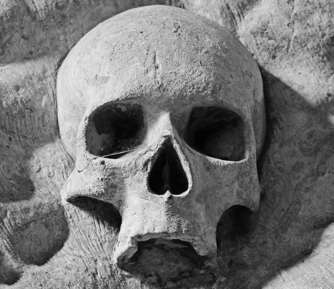 jerusalem church skull bruges free photo