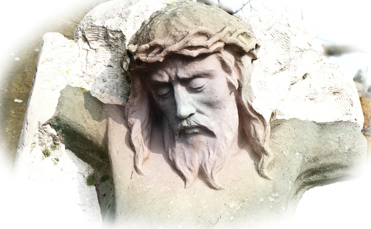 jesus statue figure free photo