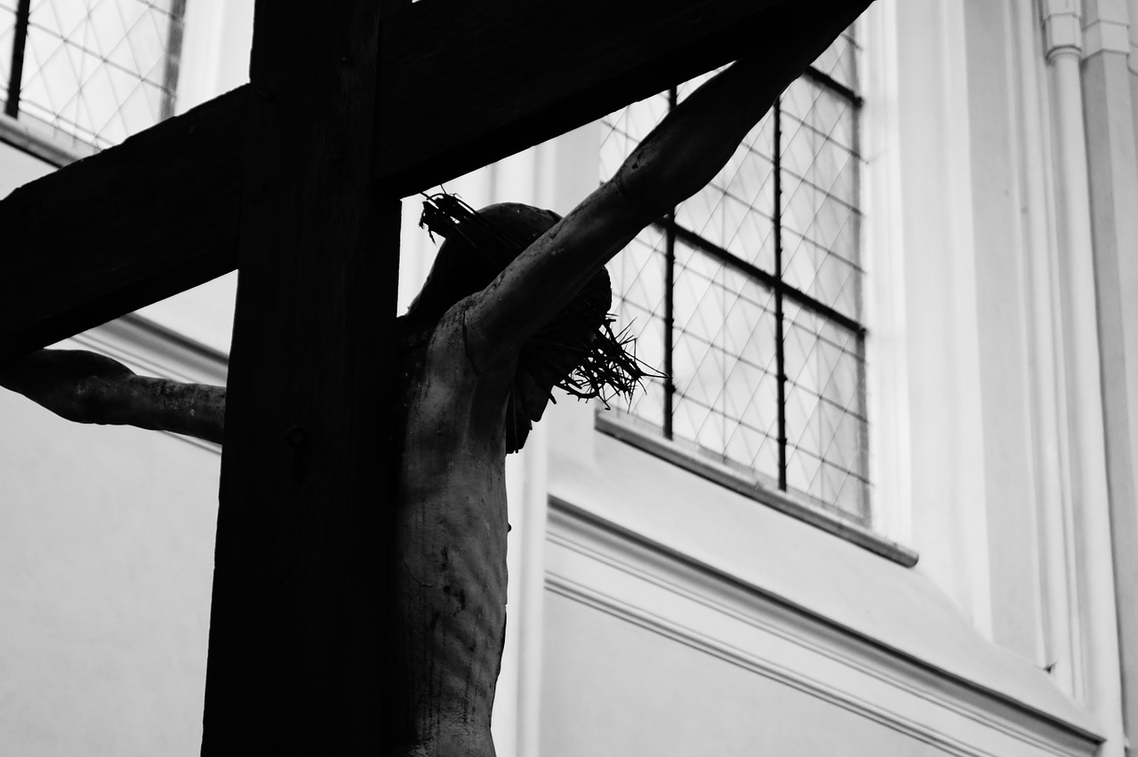 jesus cross crucifixion free photo