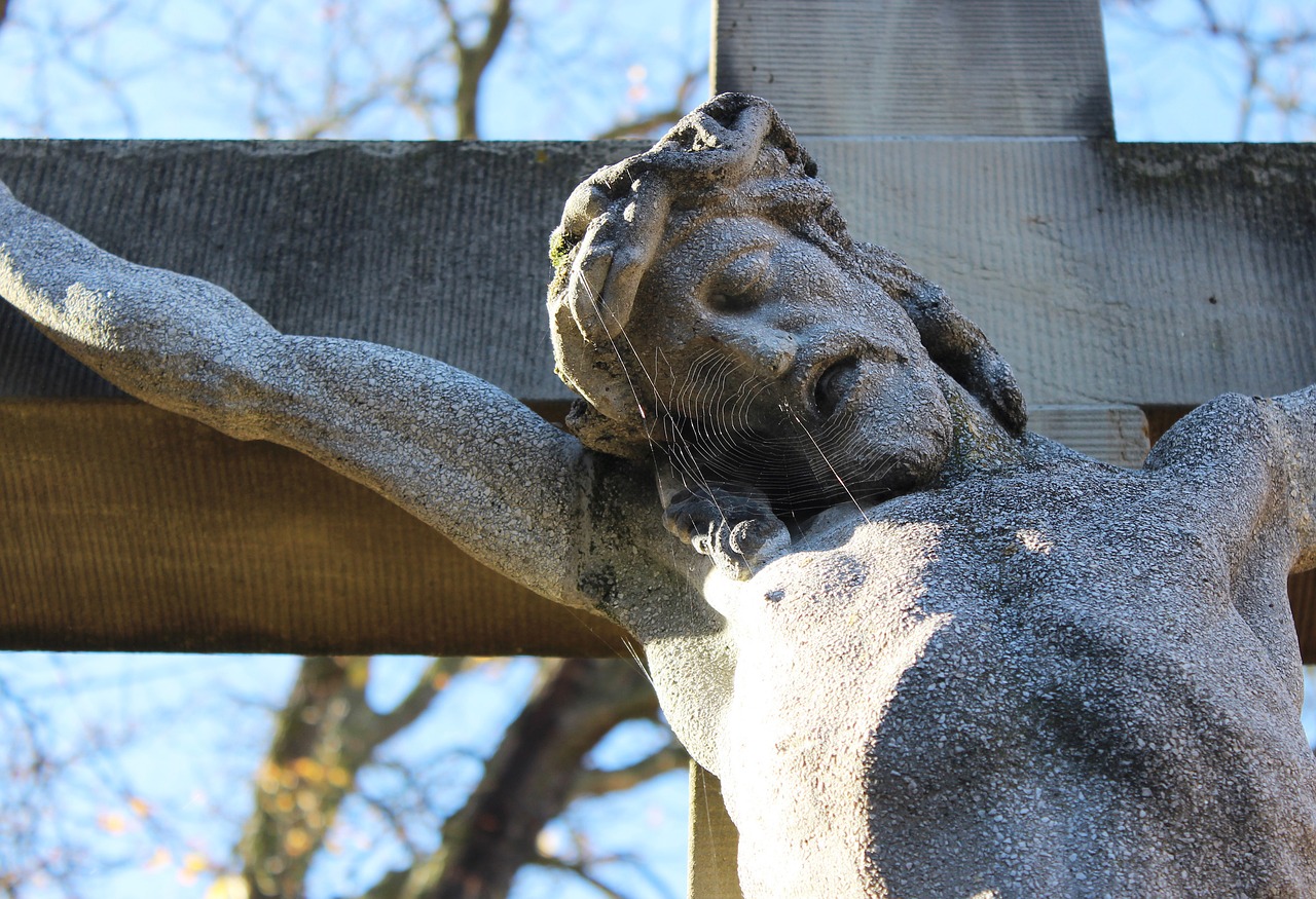 jesus on the cross religion autumn mood free photo