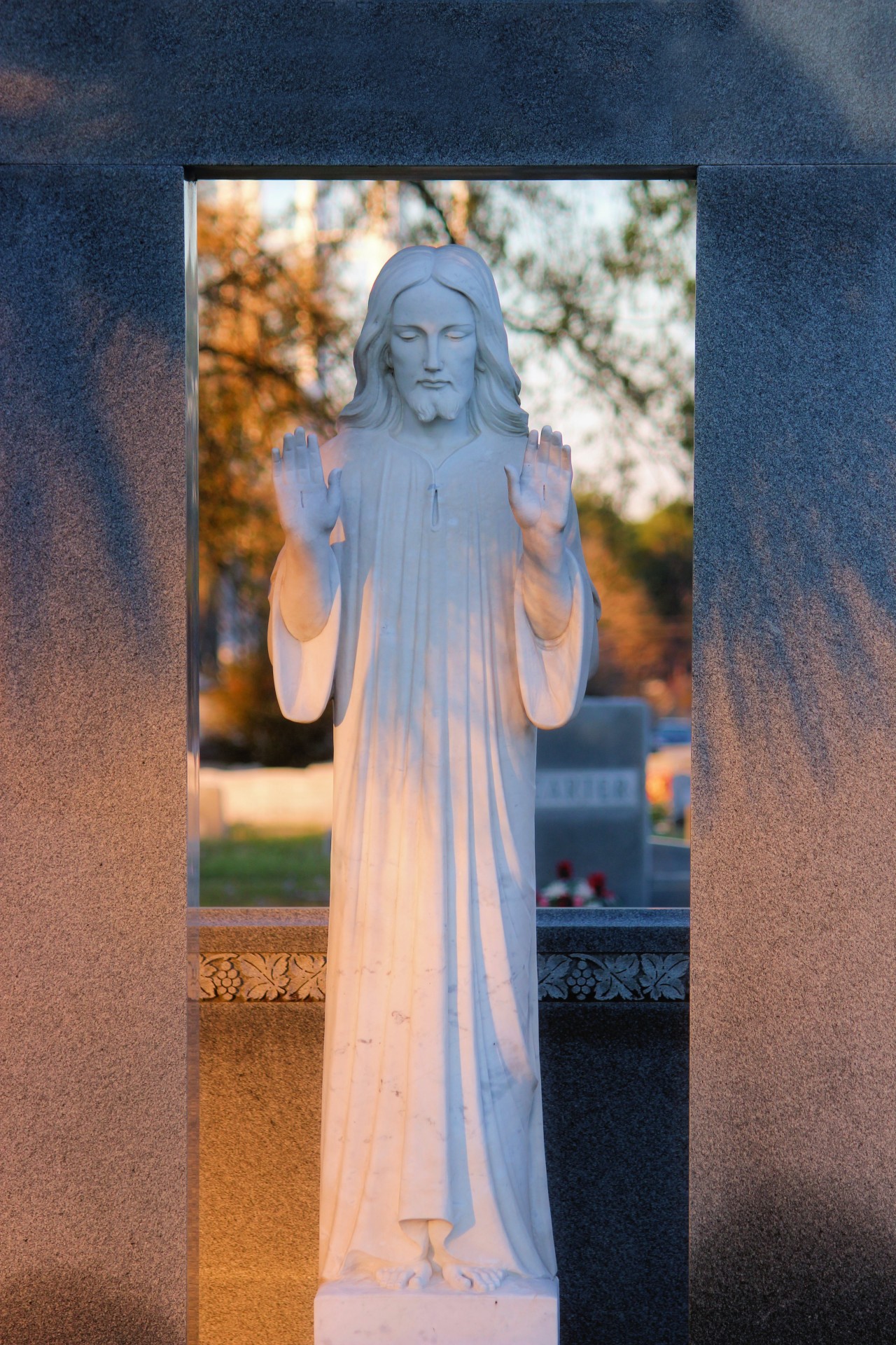 jesus religious statue free photo