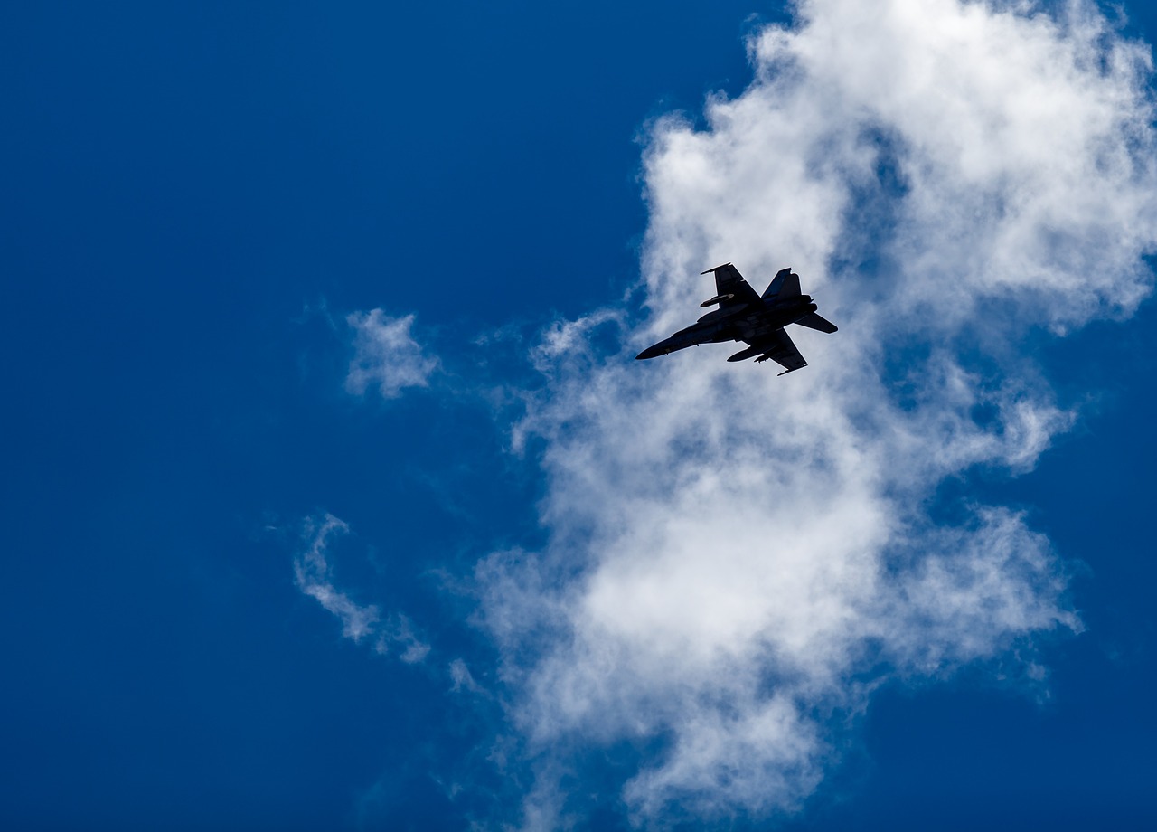 jet fighter jet fa-18 hornet free photo