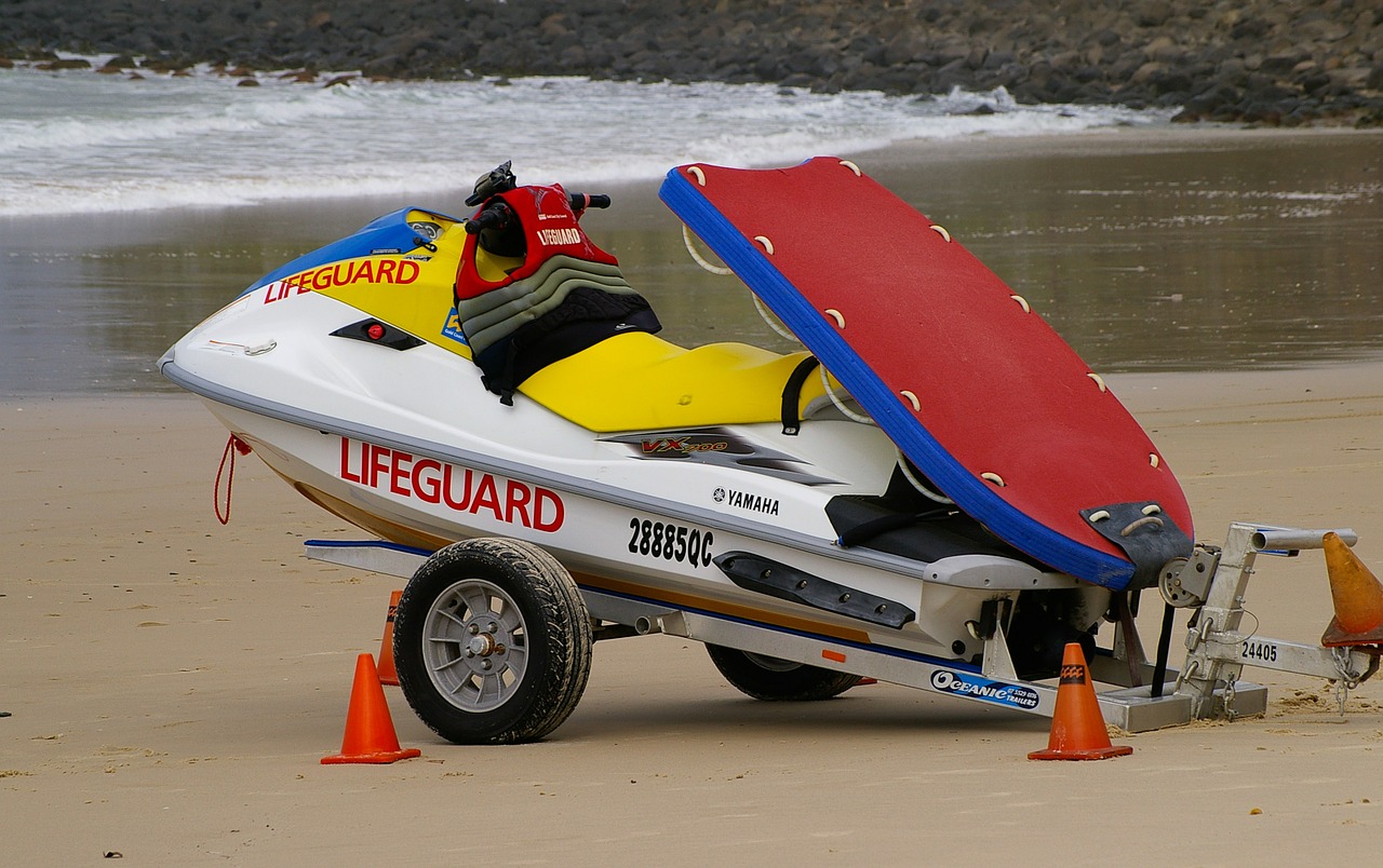 jetski lifeguard rescue free photo