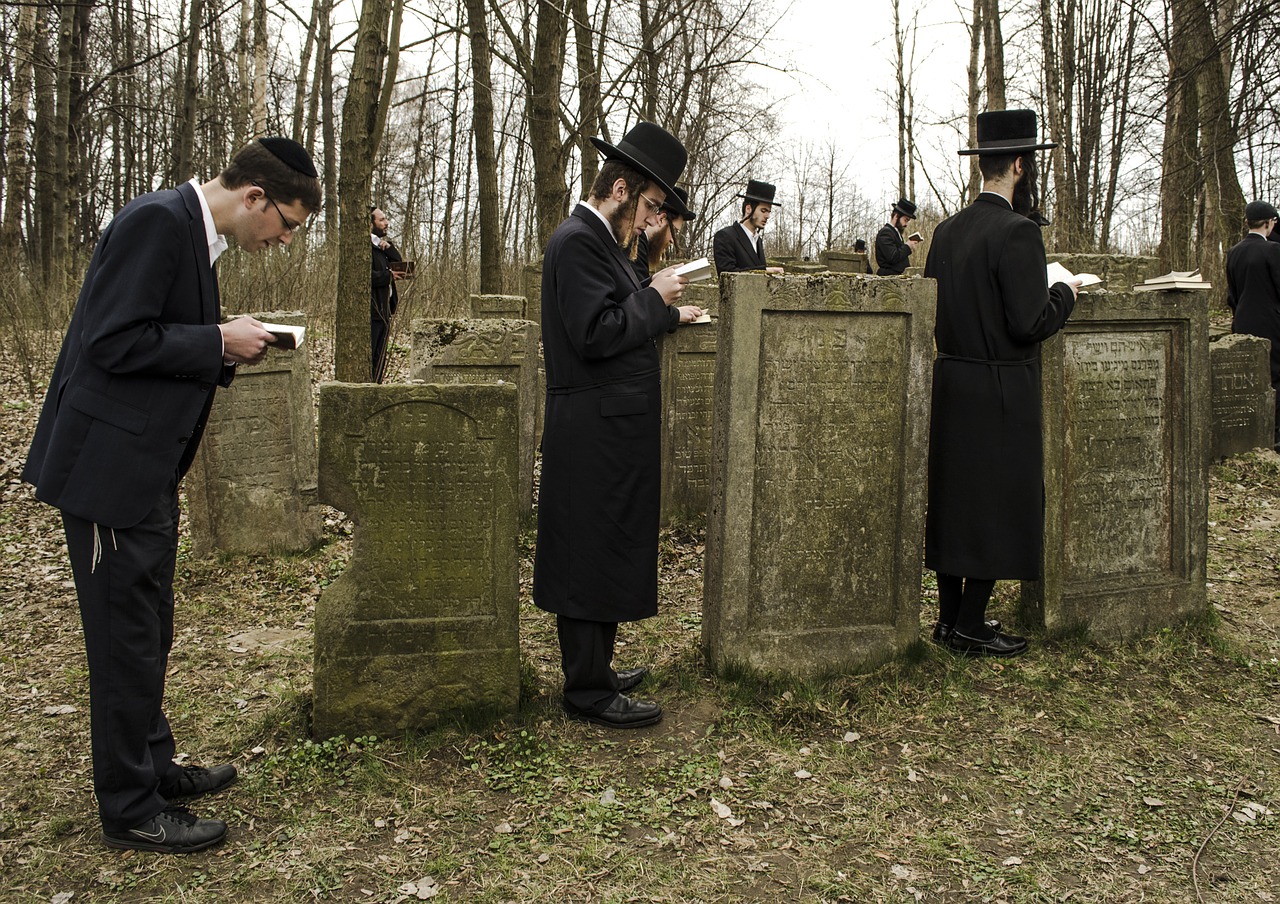 jew people the tomb of free photo