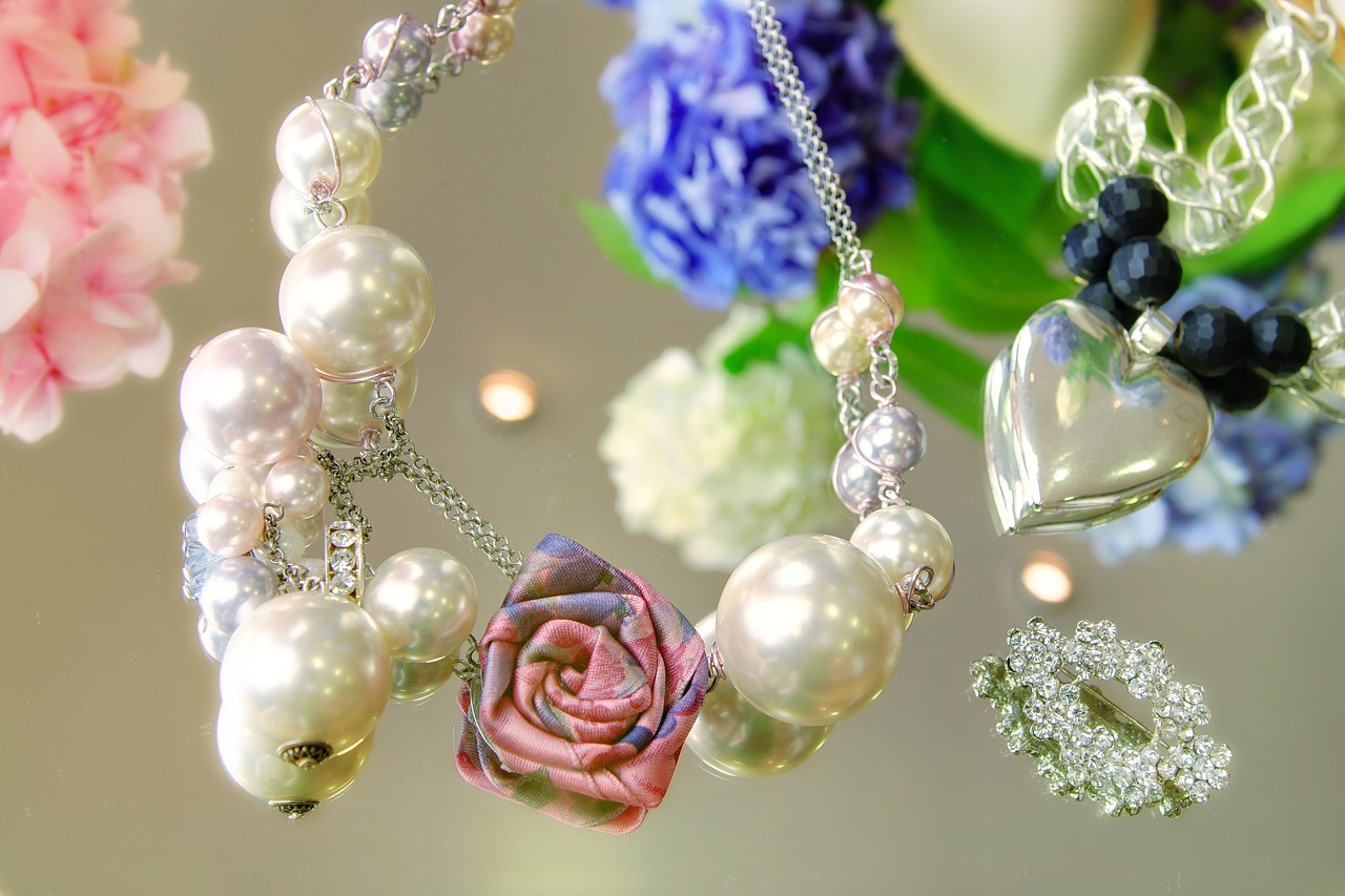 jewellery  silver  pearl free photo