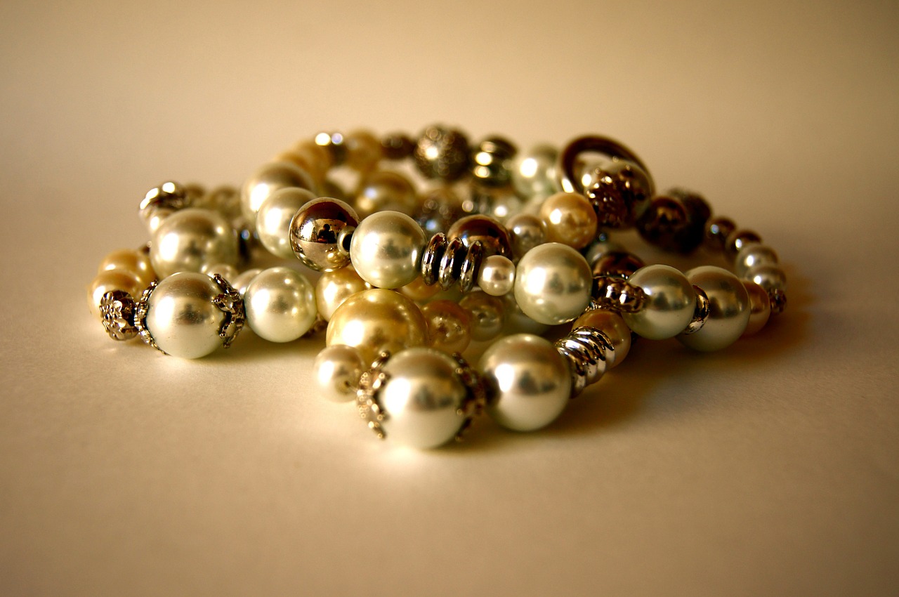 jewellery chain luxury free photo
