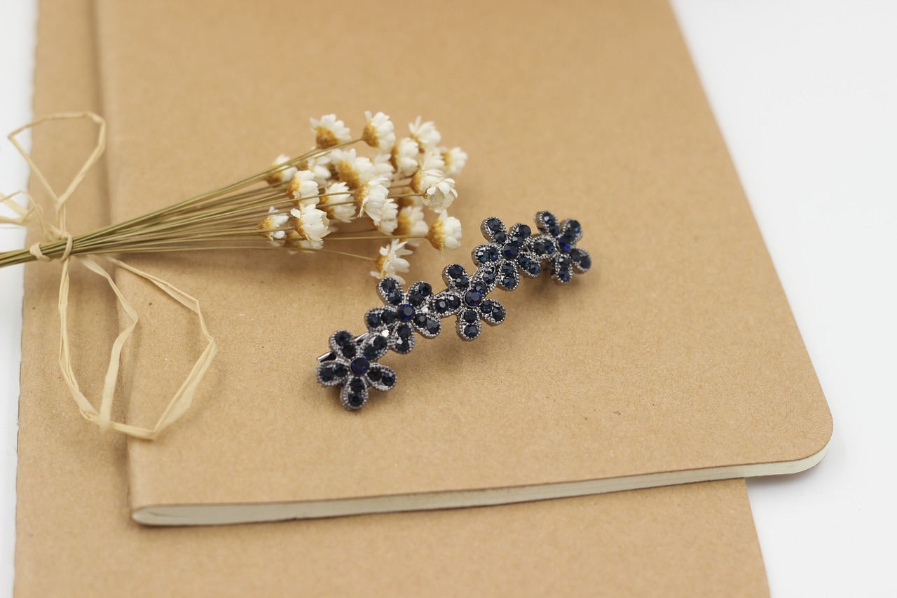 jewelry the first flower hair clips free photo