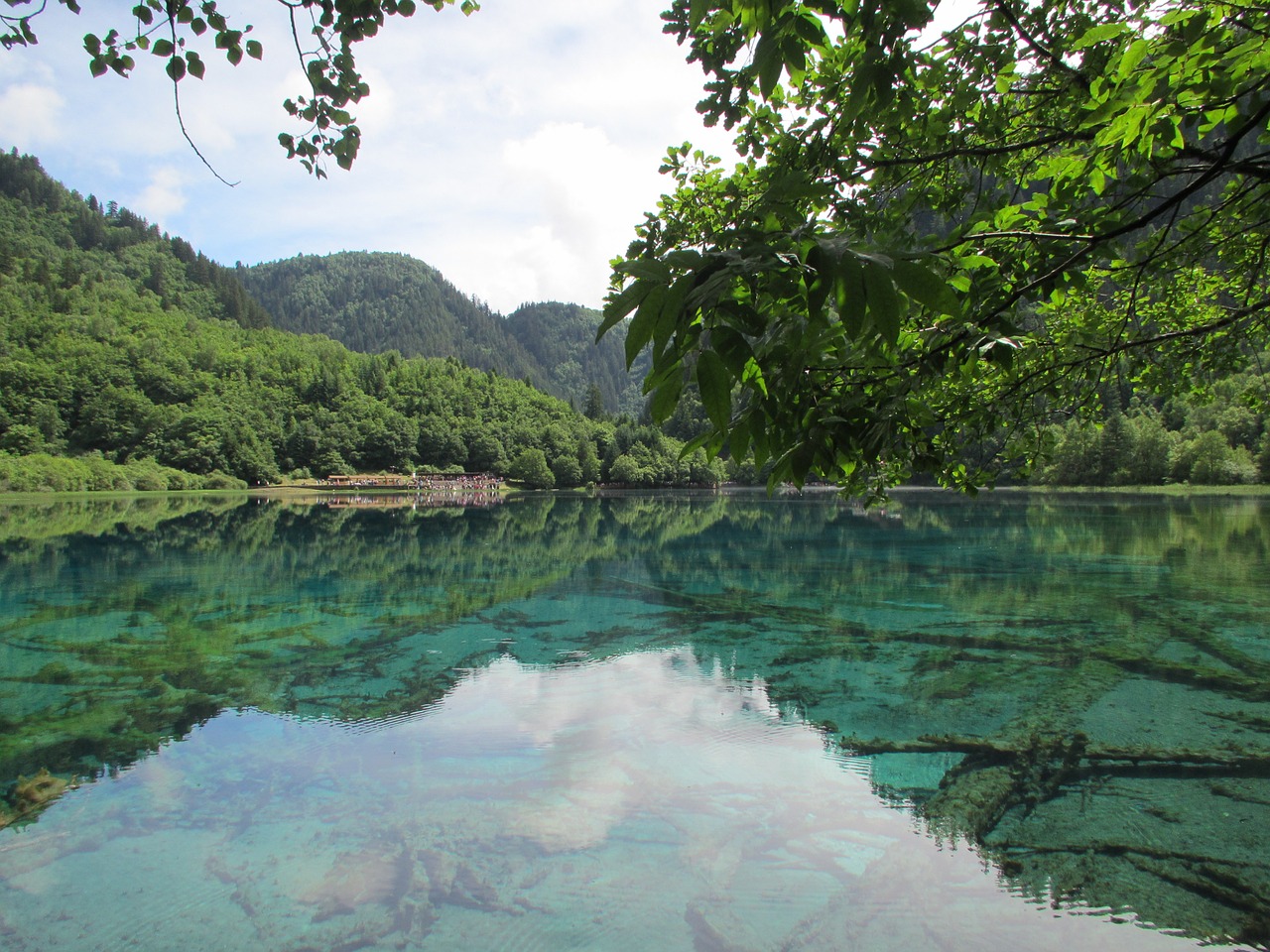 jiuzhaigou the scenery lake free photo