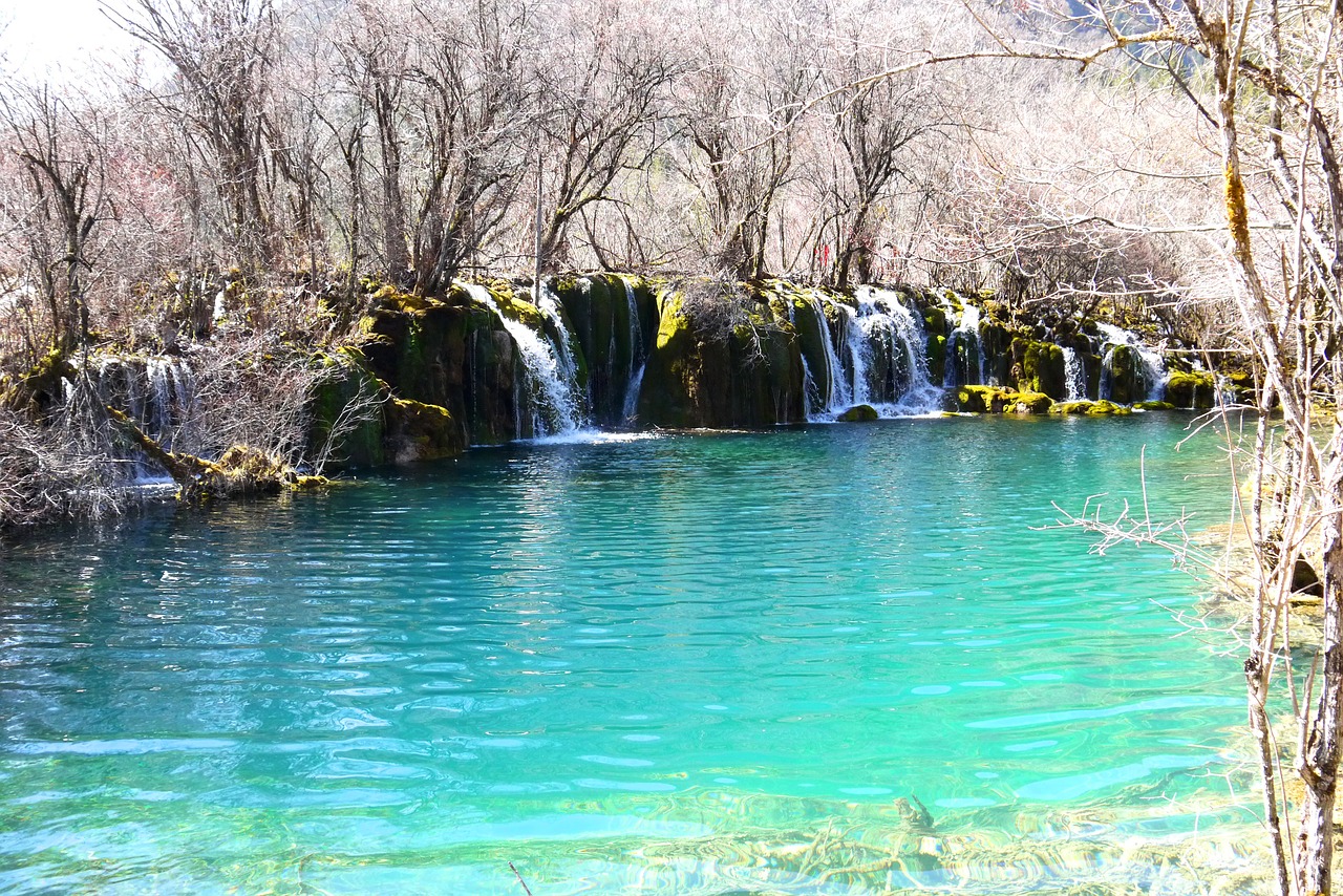 jiuzhaigou water blue free photo