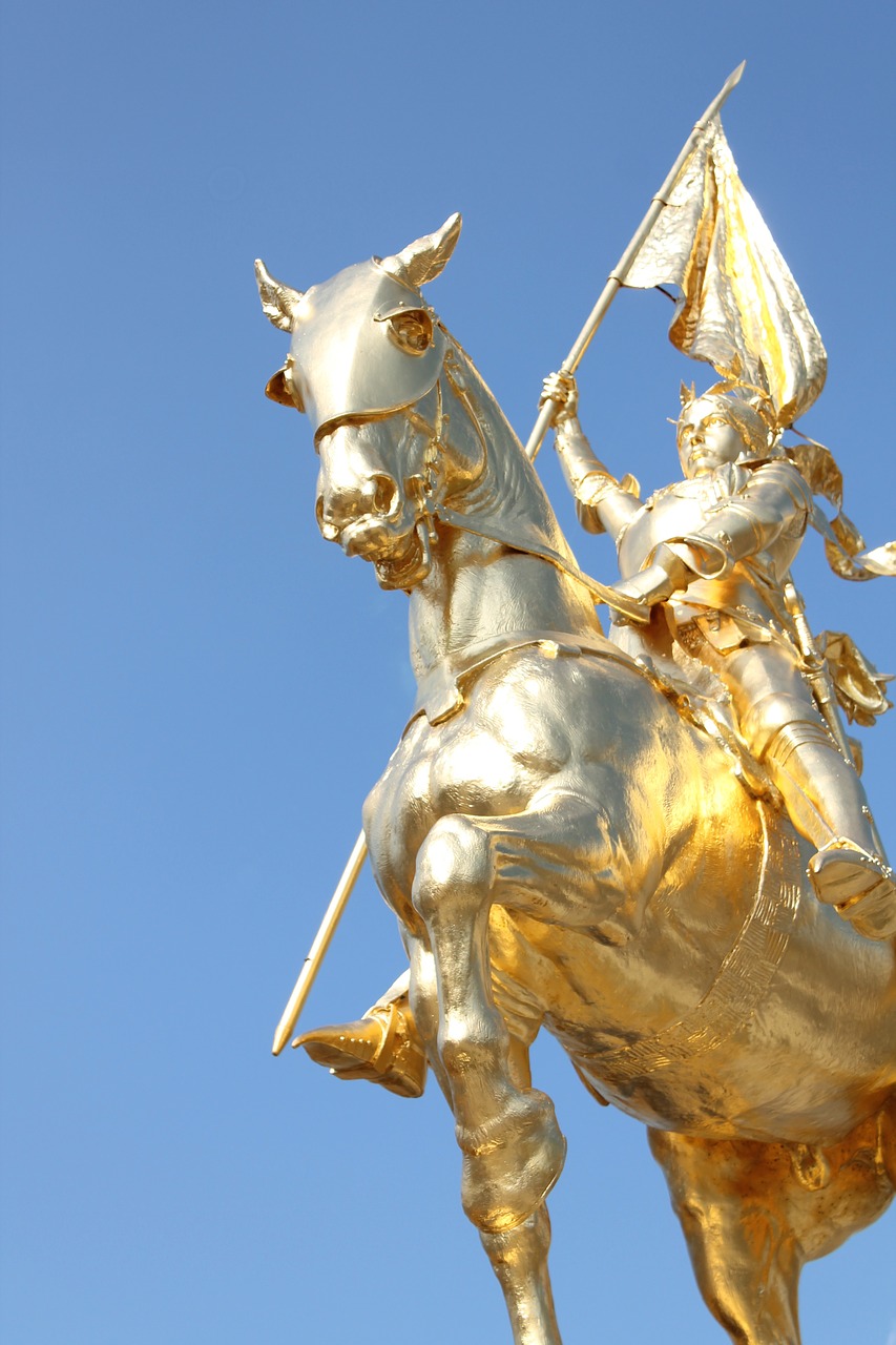 joan of arc gold statue free photo