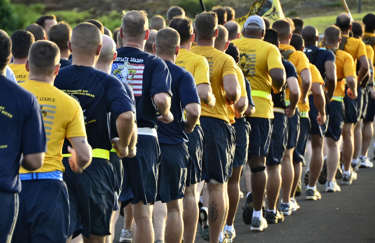 jogging group runners free photo