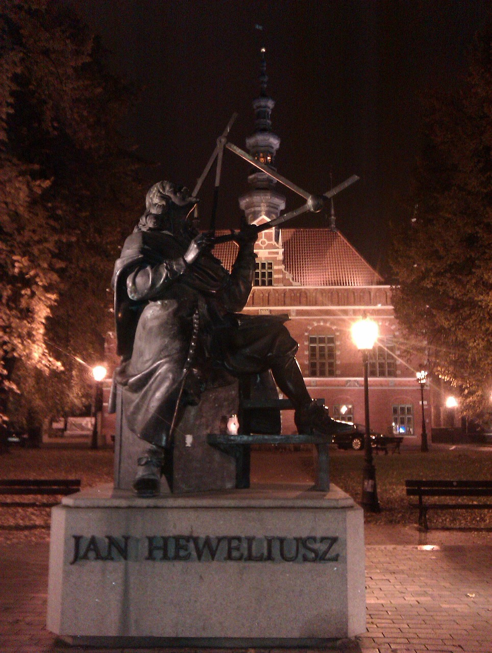 johannes hevelius gdańsk monument free photo