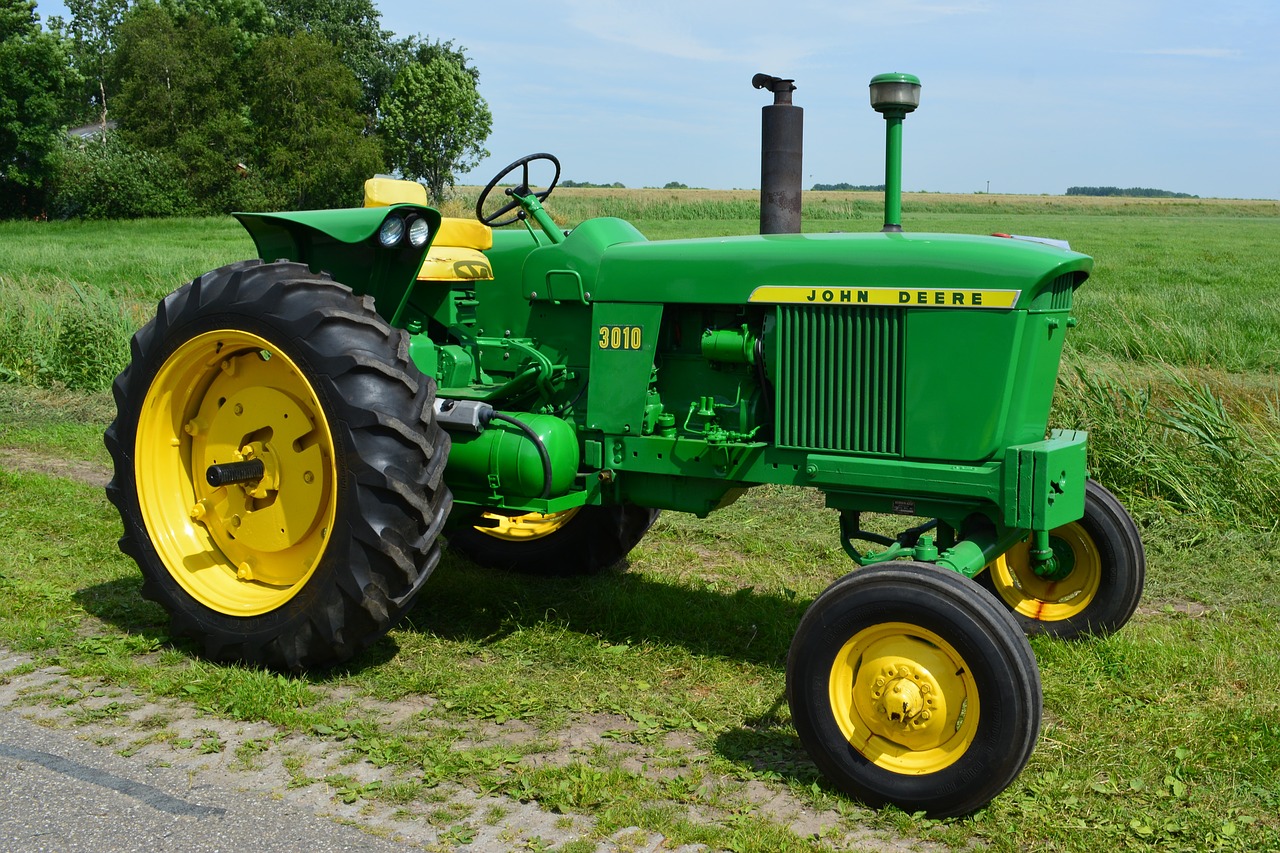 john deere  tractor  agriculture free photo