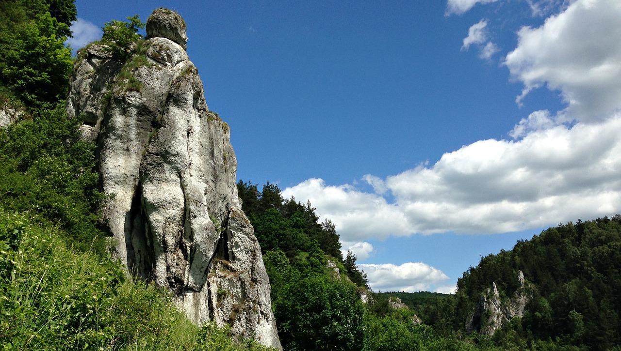 jura krakowsko częstochowa landscape rocks free photo