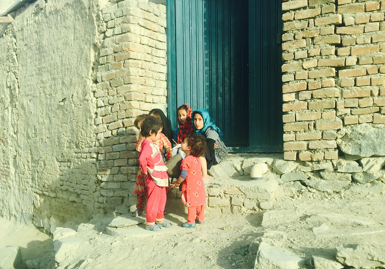kabul children poverty free photo
