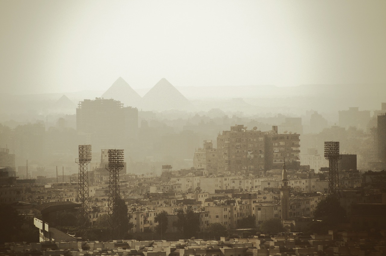 kairo city pyramids free photo