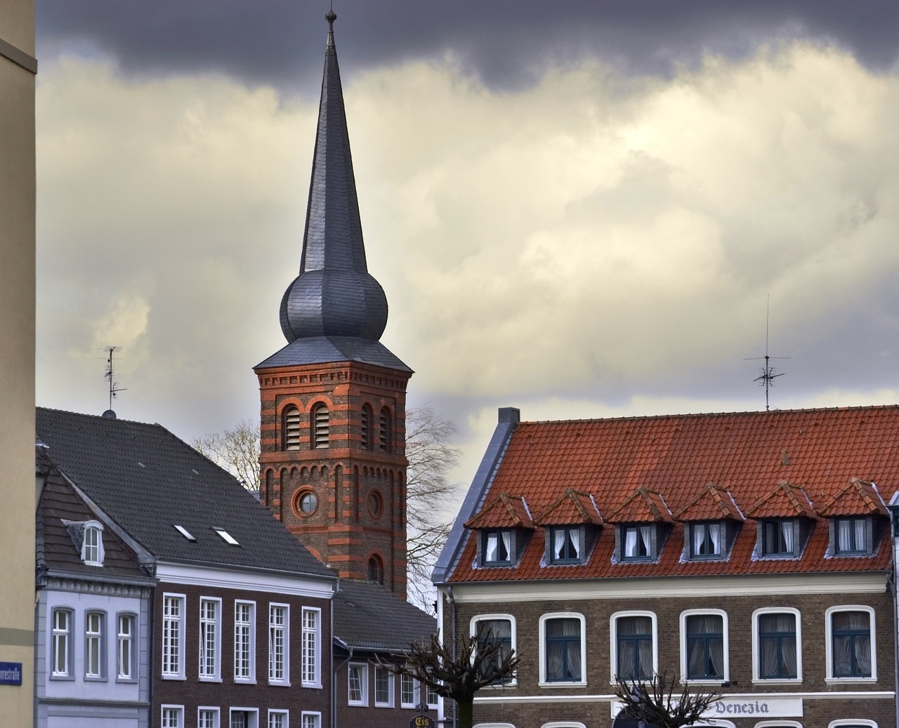 kalkar steeple building free photo