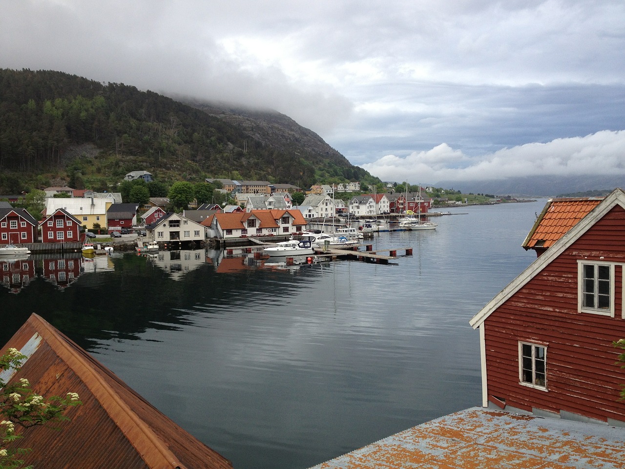 kalvåg norway the coastal free photo